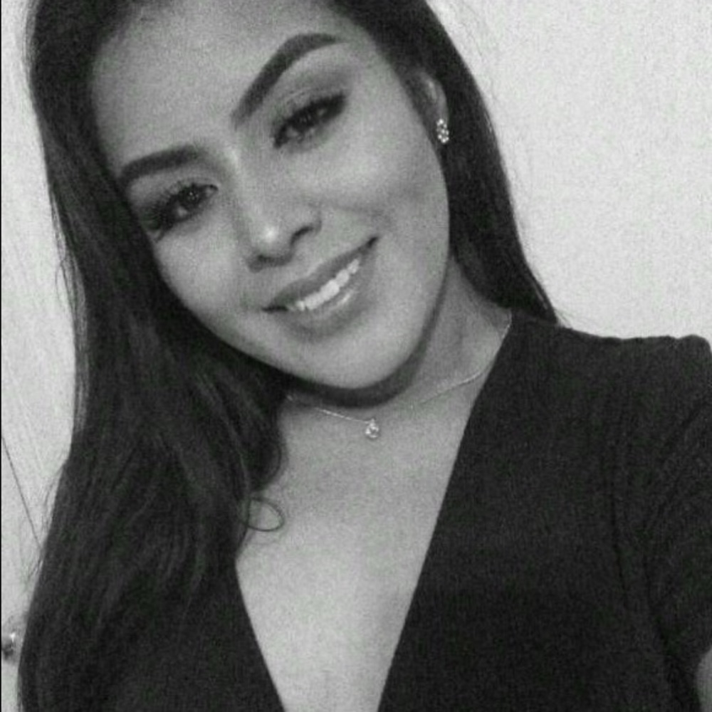 Meet your Posher, Mayra
